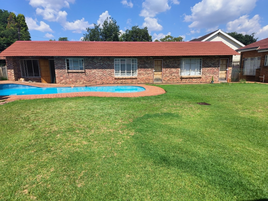 11 Bedroom Property for Sale in Potchefstroom North West
